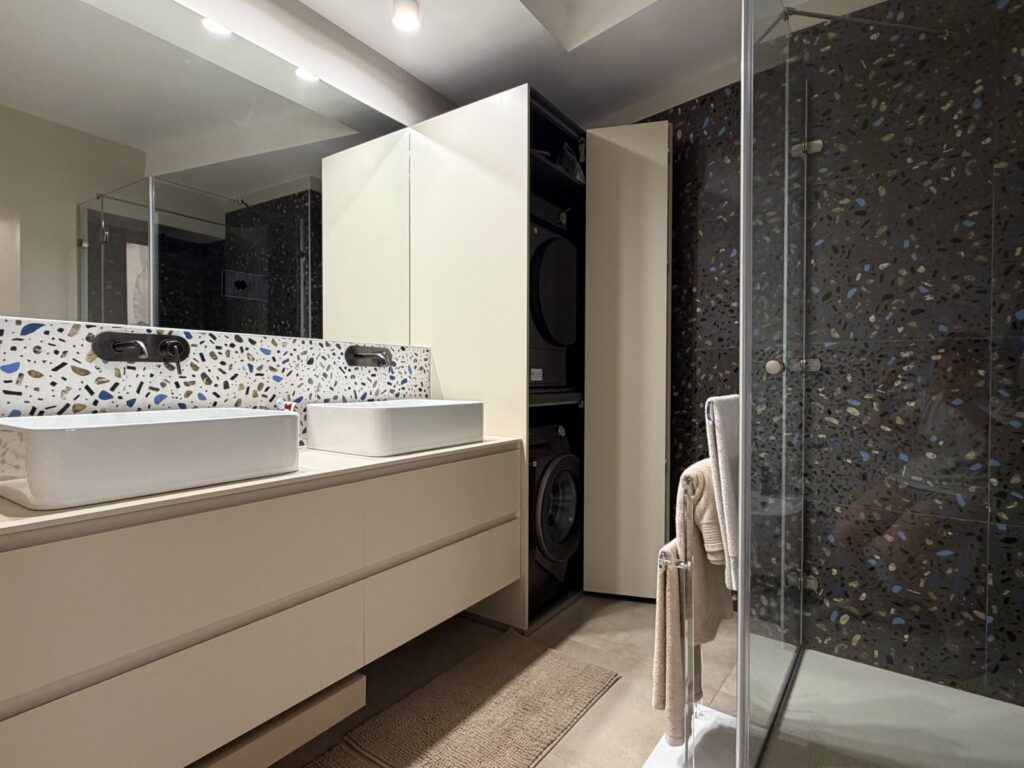 bagno grande part colonna lavanderia